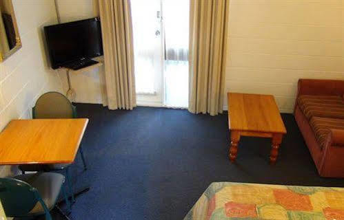 Pathfinder Motel Melbourne Esterno foto